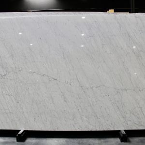 Carrara White UMM8823