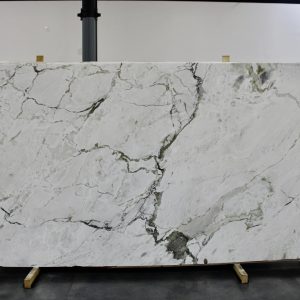 Oyster White Honed UMM09889