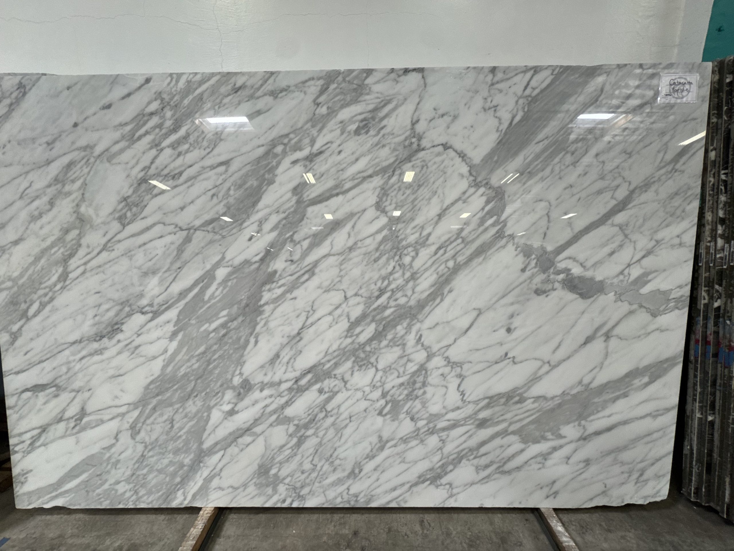 Calacatta Premium - Marble