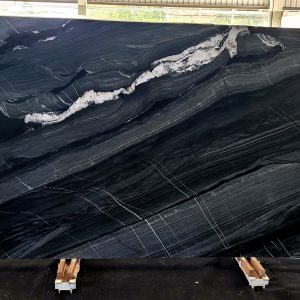 Black Tempest - Quartzite