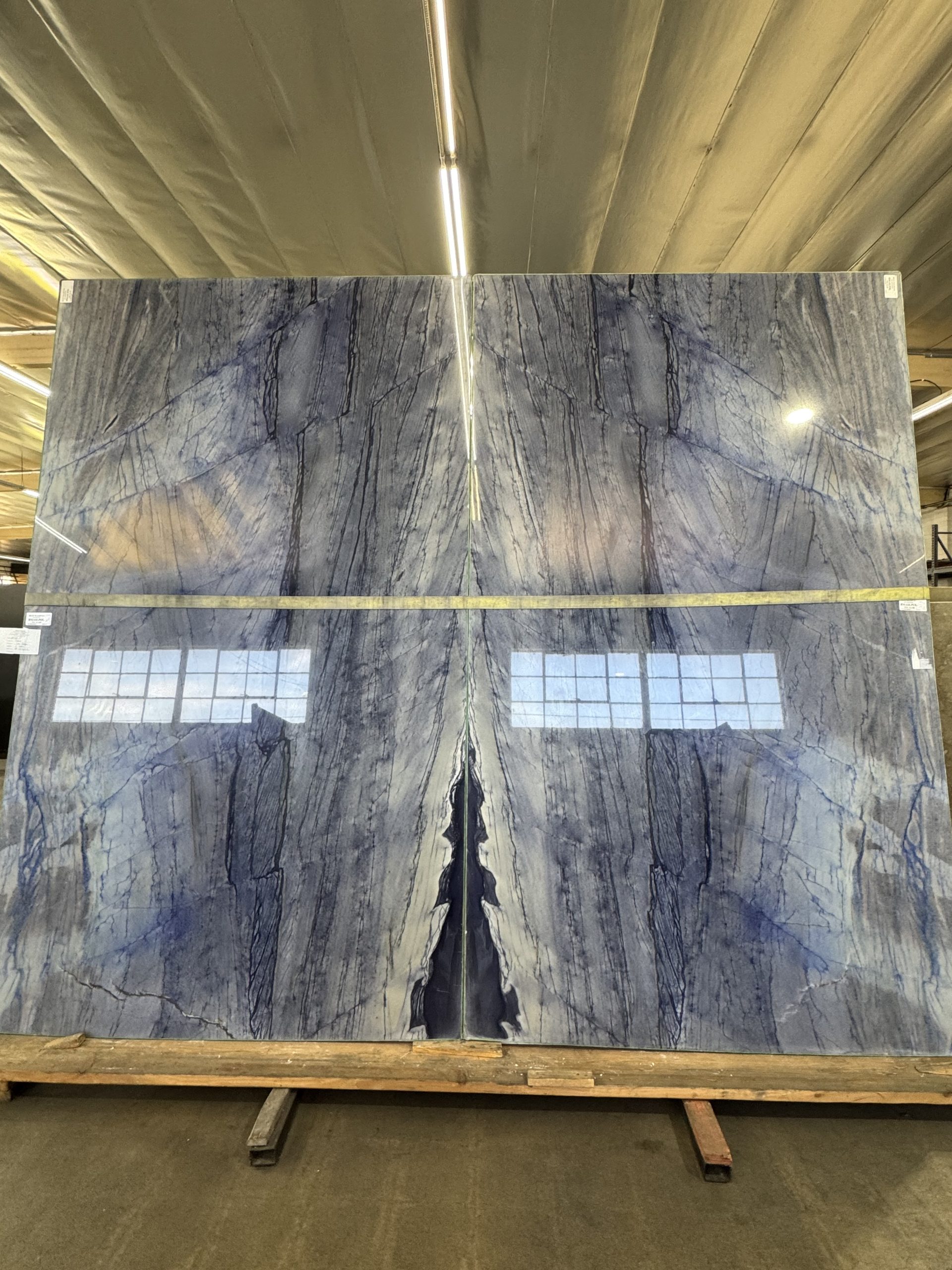 Blue Maldives - Quartzite